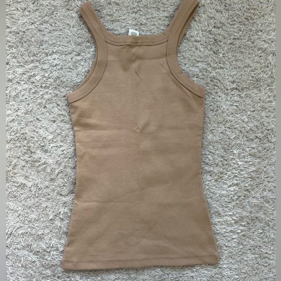 H&M tank top - Picture 3 of 3